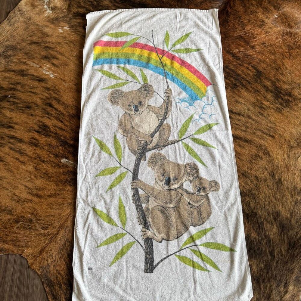 Vintage 80s/90s Goals Rainbow Koala Family Beach Towel  Australia